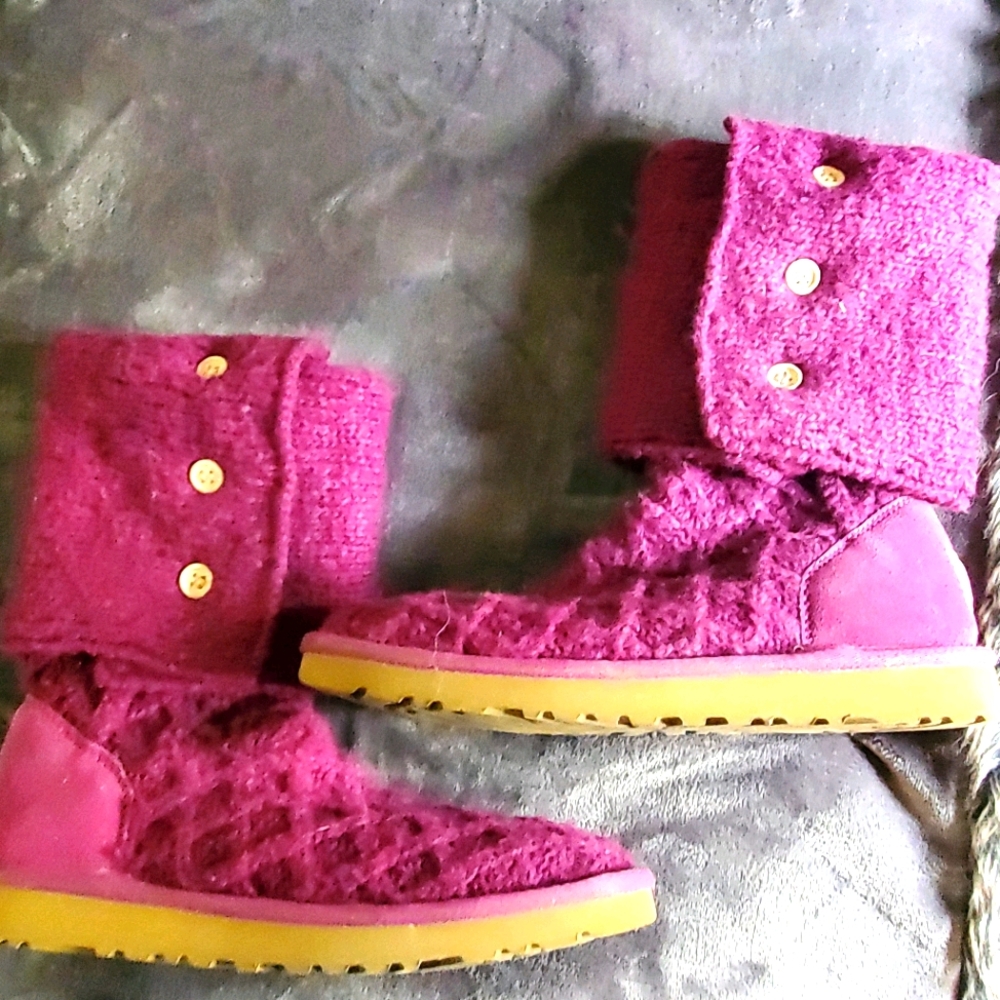 Maroon Knit Ugg Boot